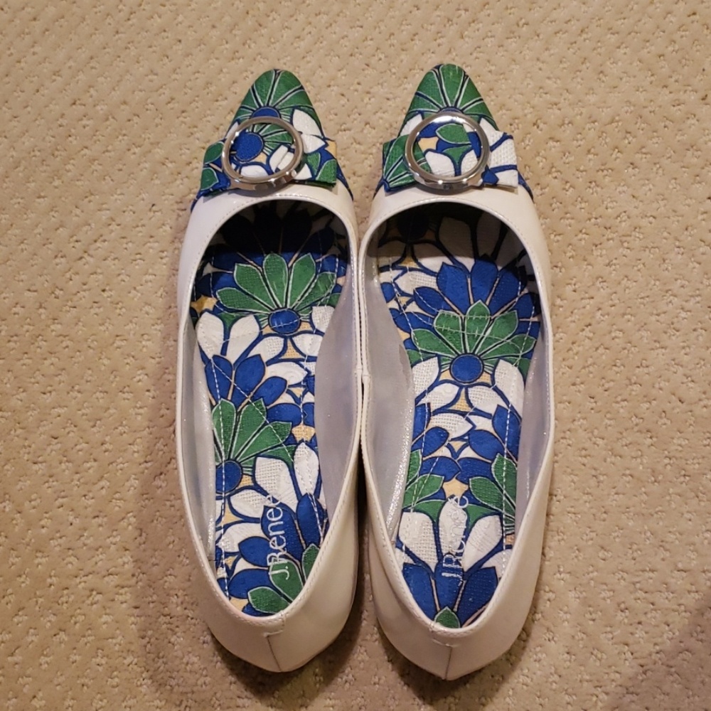 White patent flat with green/blue toe